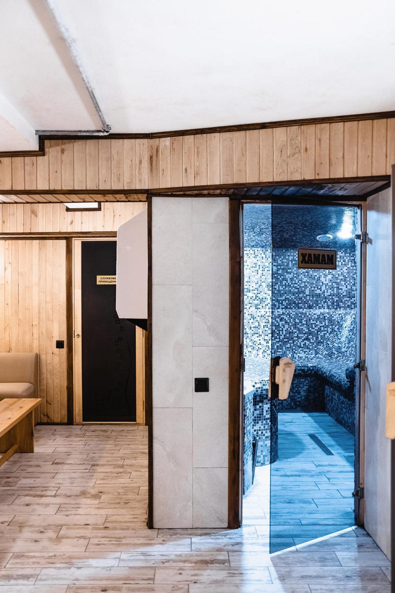 Geography Hotel Veresneve Exterior foto