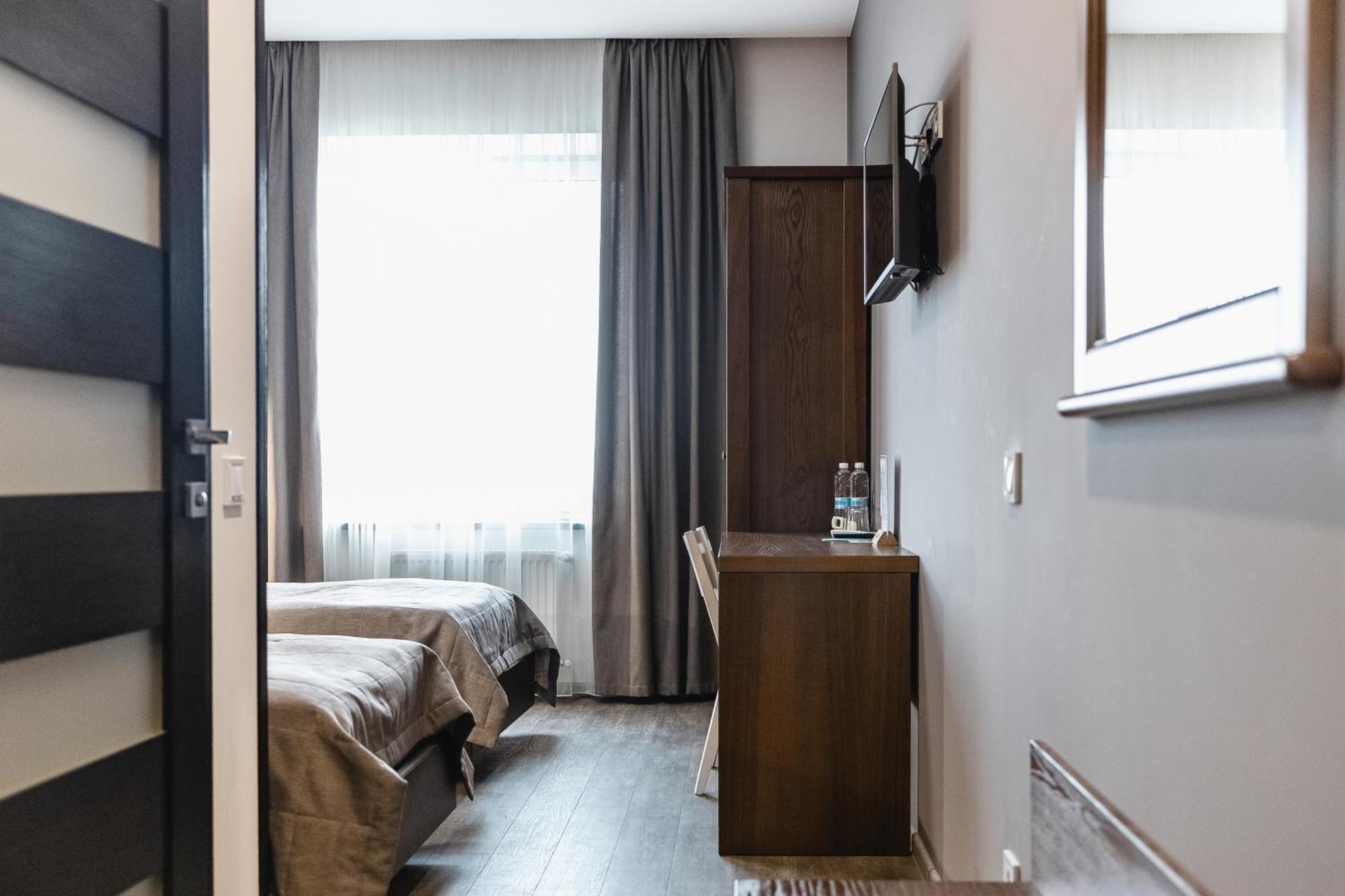 Geography Hotel Veresneve Exterior foto